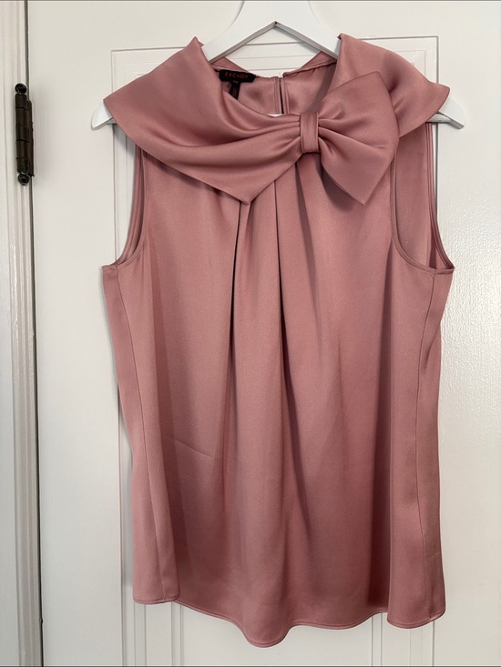 Escada Tops - Escada Dusty Rose Mauve Silk Sleeveless Bow-Collar Shell US size 12